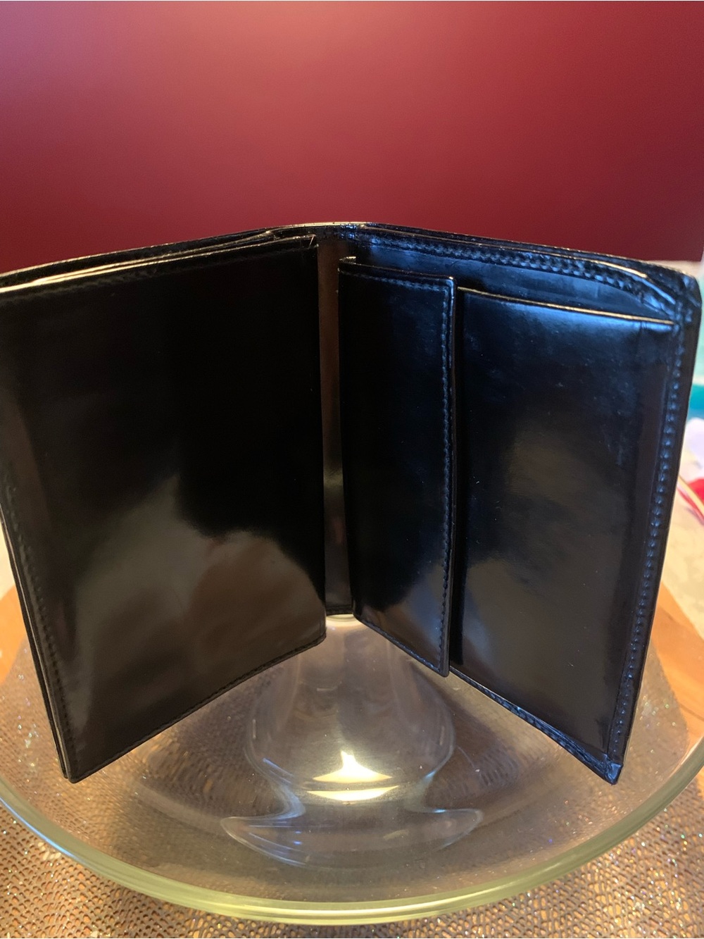 Prada Milano Black Patent Fold wallet. Presentation Box with Card. - Picture 6 of 10